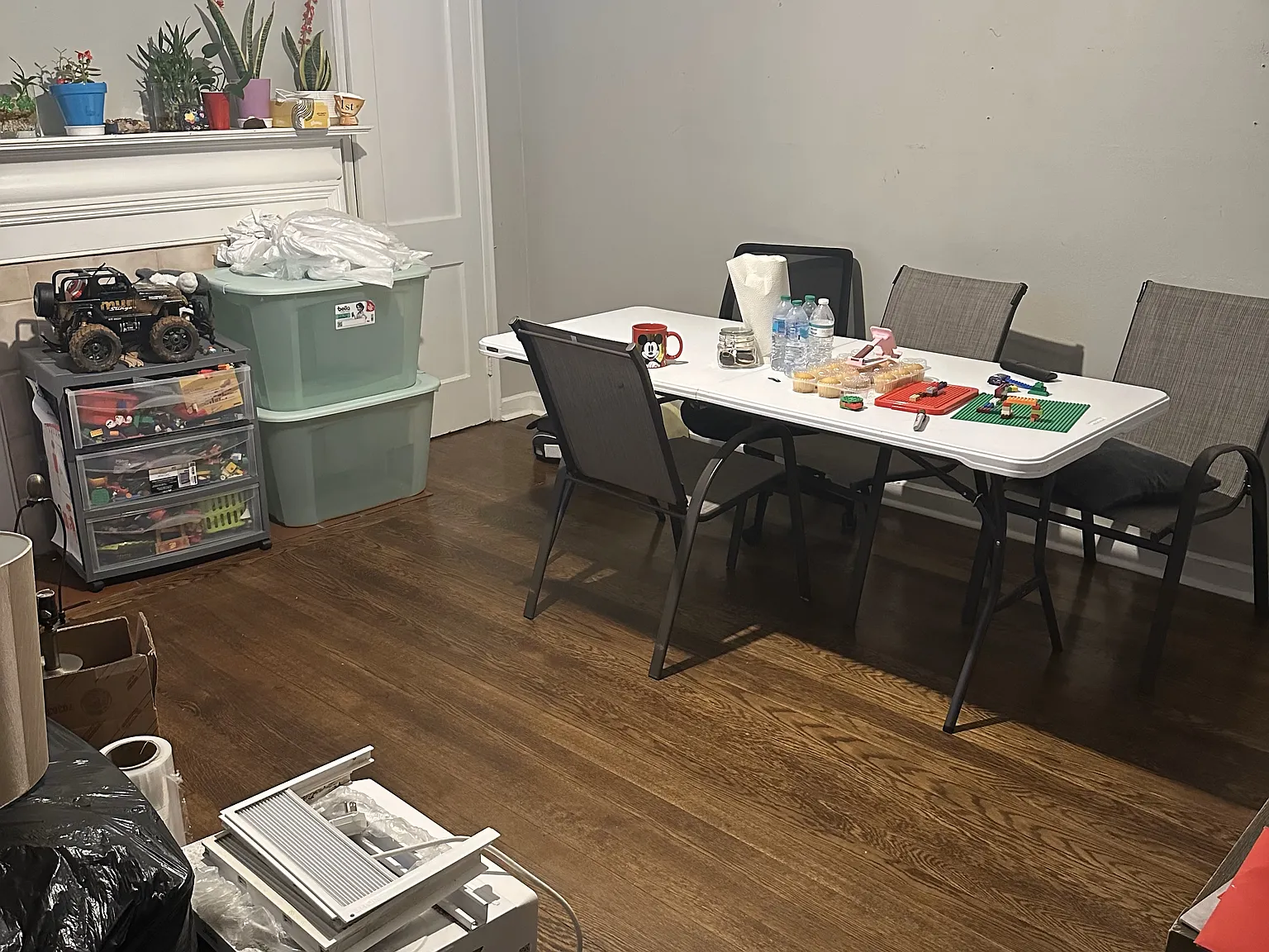 2 bed, 830 sqft, $1,350 — Photo 3