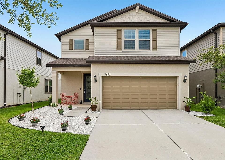 7673 Yale Harbor Dr, Wesley Chapel, FL 33545