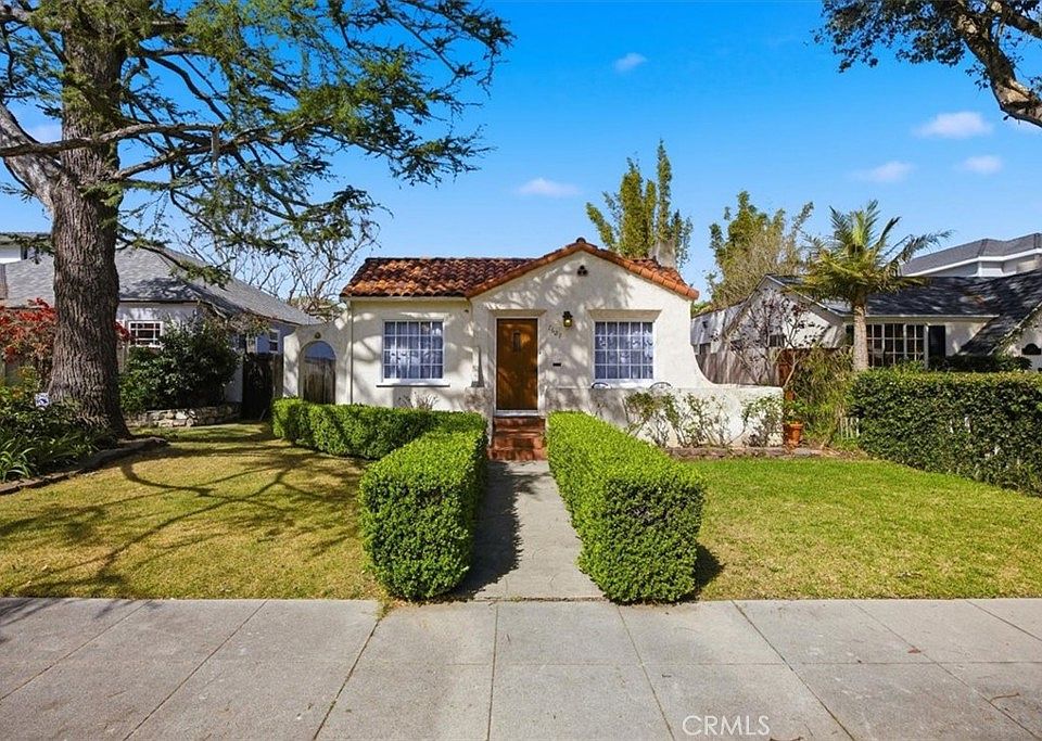1st image of 1621 Acacia Ave