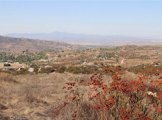 3 Voltaire Vis #3, Nuevo, CA 92567