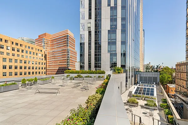 Sold by Compass | media 12