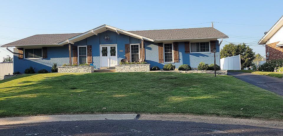 1st image of 5807 Oak Branch Dr
