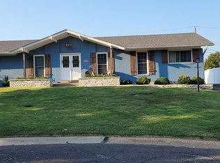 5807 Oak Branch Dr, Saint Louis, MO 63128