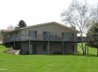 1-67 & 68 Captains Dr, Lanark, IL 61046