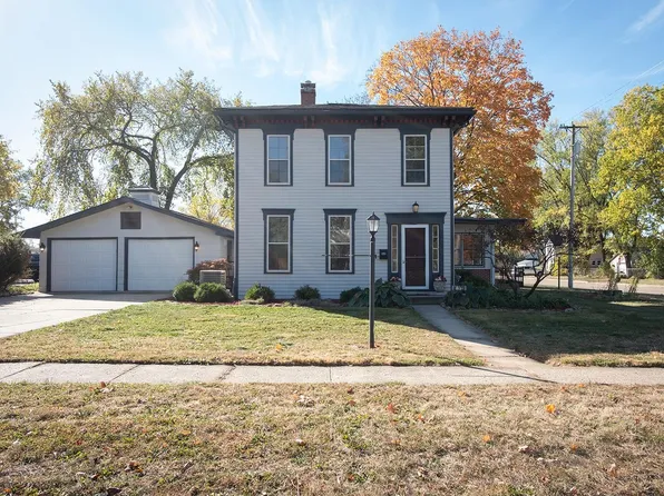 122 W Chapel St, Rockton, IL 61072