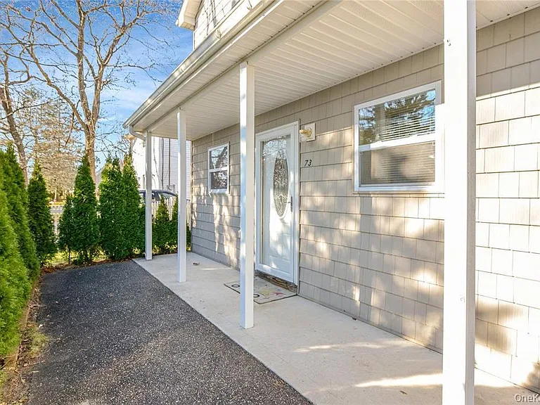73 Cherry Ave — Photo 3