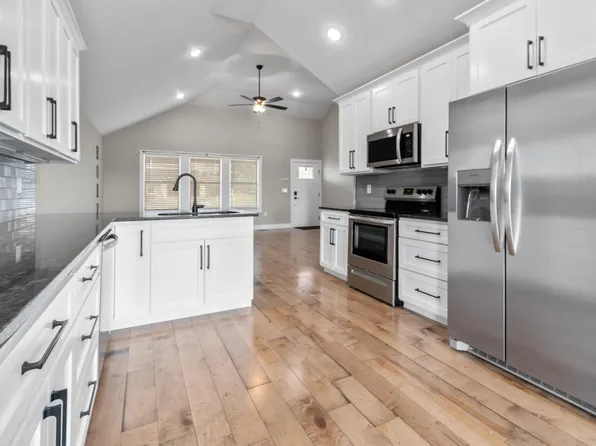 253 Lone Oak Dr, Somerset, KY 42503