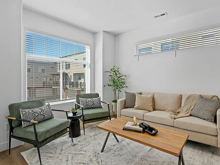 Current by Lotus Townhomes — Photo 13
