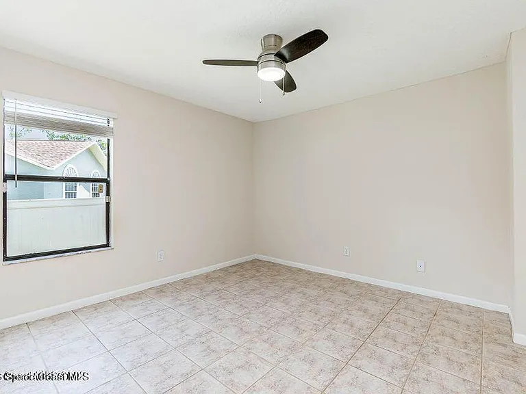 1040 Big Horn Cir NW — Photo 12