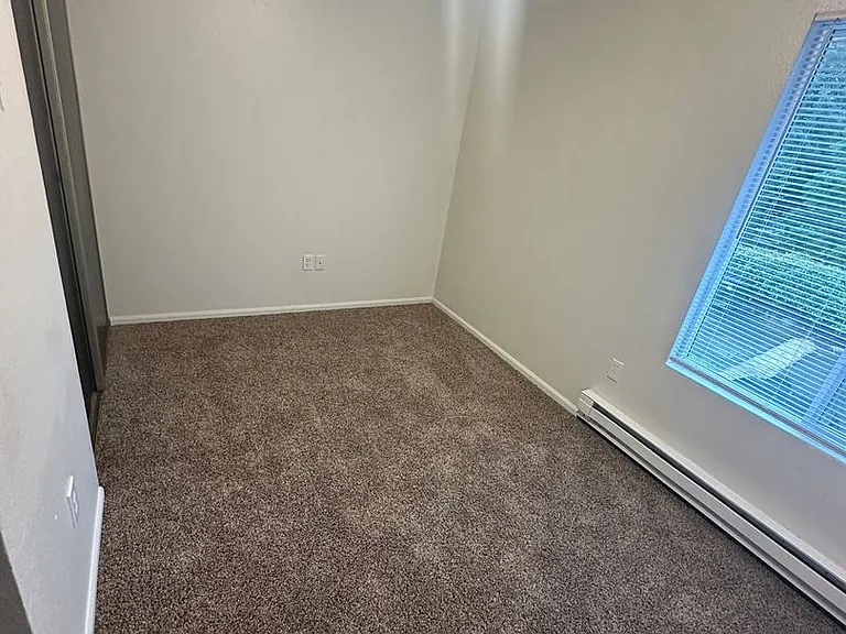 Westwood Apartments — Photo 25