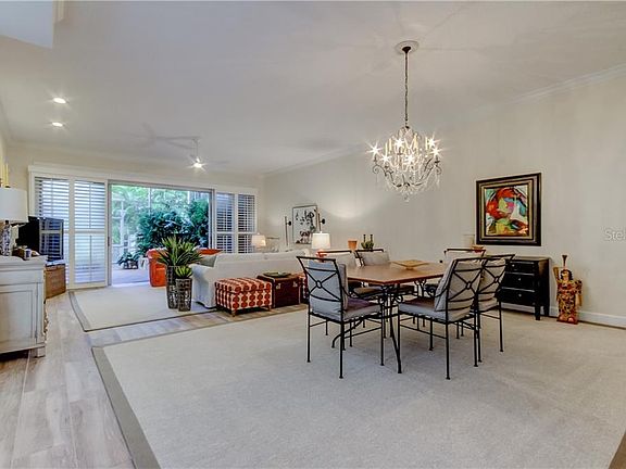 5th image of 1638 Lago Vista Blvd