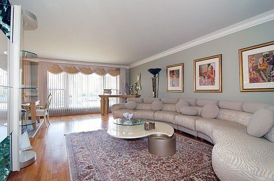 Elegant Living Room