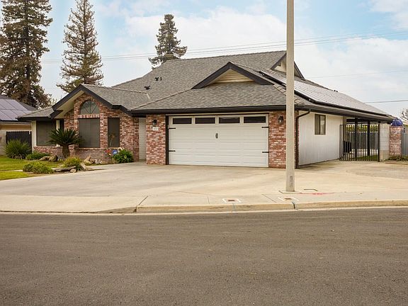 2nd image of 434 N Jennifer Way