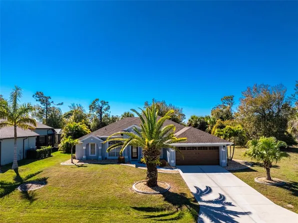 686 Rotonda Cir, Rotonda West, FL 33947