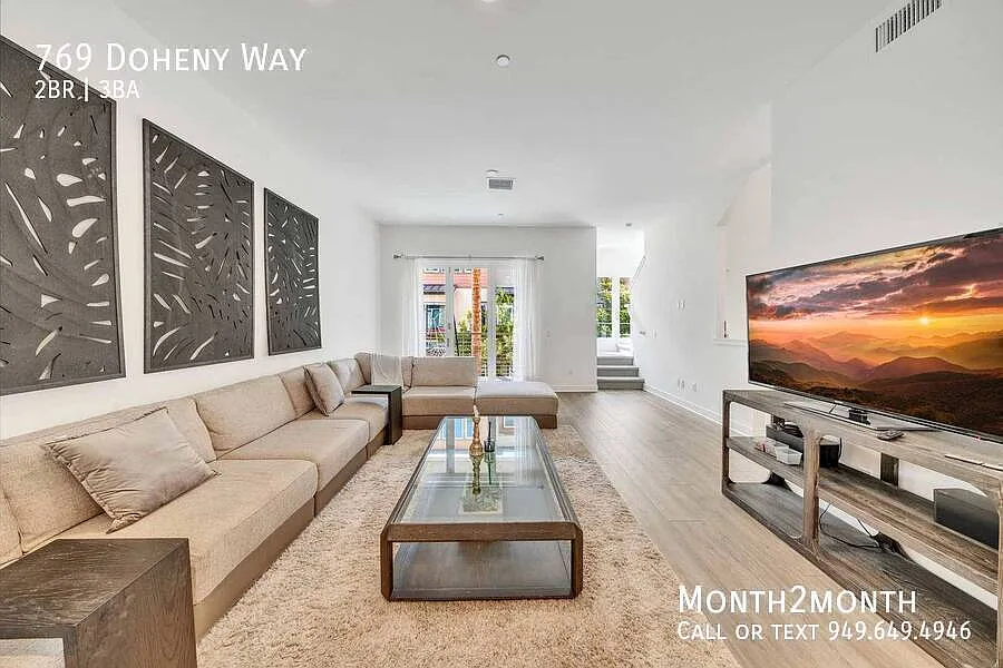 769 Doheny Way