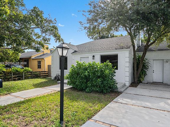 3rd image of 534 NW 50th St
