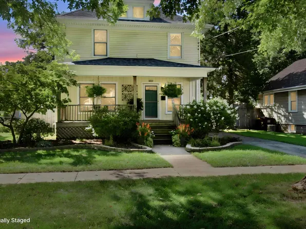 826 Roscoe Ave, South Beloit, IL 61080