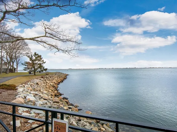 24 Jamies Path, Plymouth, MA 02360