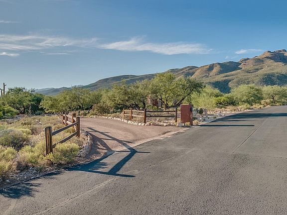 3rd image of 4967 N Placita Borboa