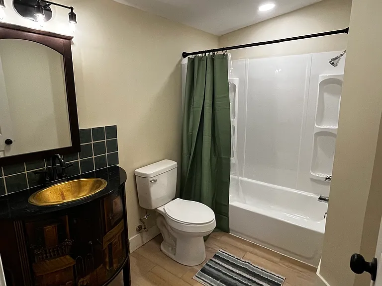 2321 E Glenwood Ave — Photo 9