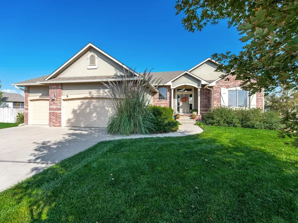 567 S Fawnwood Ct, Wichita, KS 67235