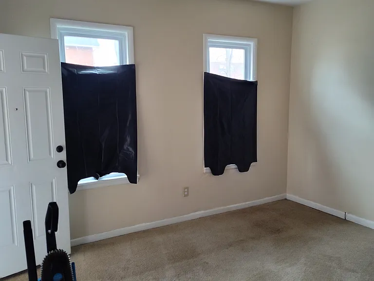 163 Spencer St — Photo 1