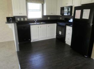 60 Maple Dr, Newark, DE 19713