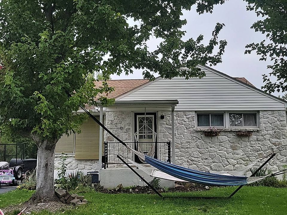 1st image of 2203 Cullum Dr