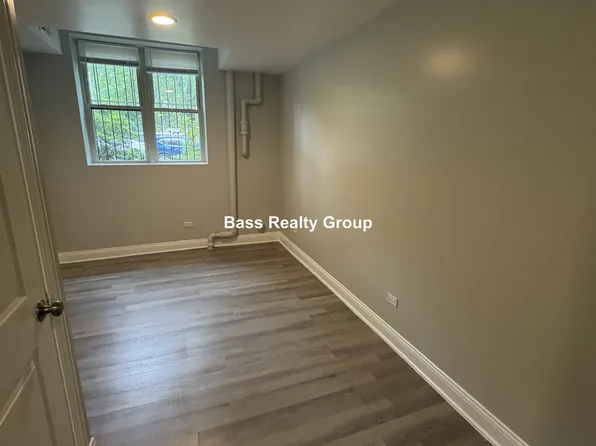 1331 W Greenleaf Ave, Chicago, IL