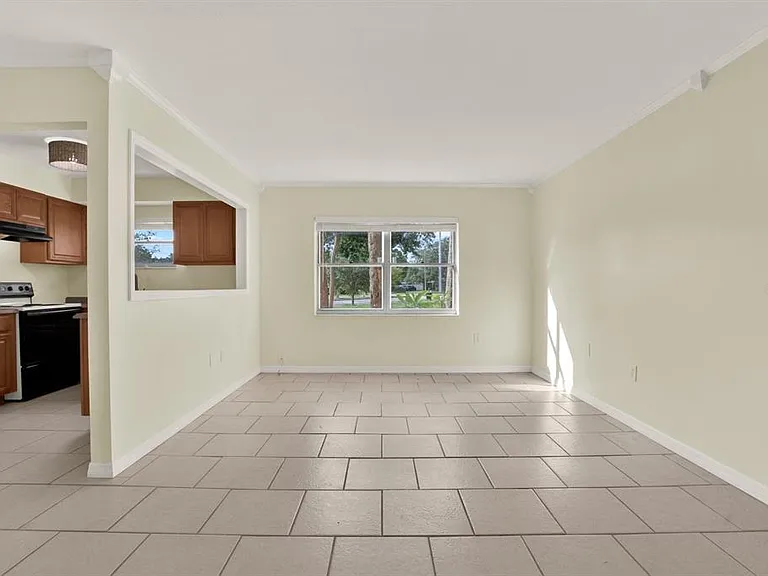 6360 1st St N #103 — Photo 9