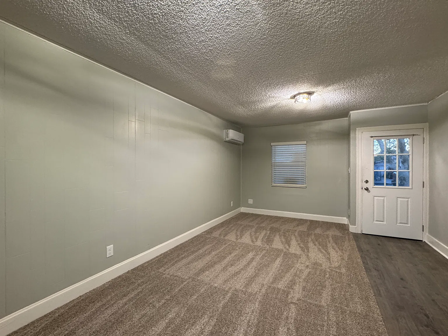 1 bed, $1,100 — Photo 2