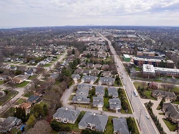 2nd image of 20 Somerset Dr