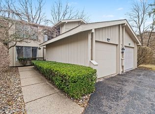 7329 Creek View Cir, West Bloomfield, MI 48322