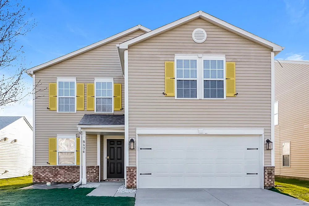 3 bed, 3.0 bath, 2040 sqft, $2,800 — Photo 1