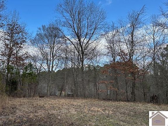 3rd image of 310 Dunbar Rd