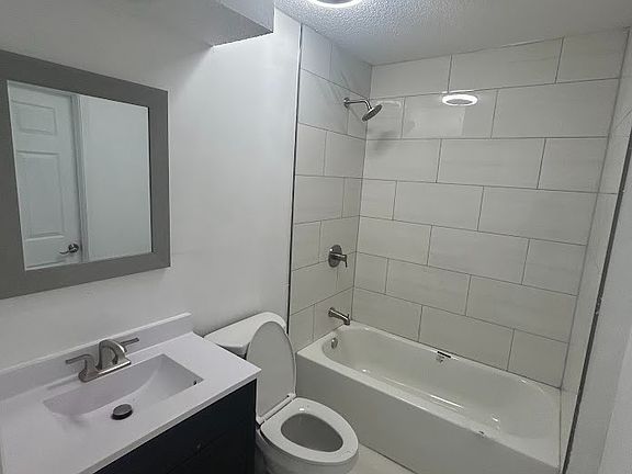 4th image of 7985 Antioch Rd