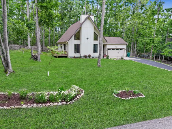 944 Snowmoon Ct, Gaylord, MI 49735