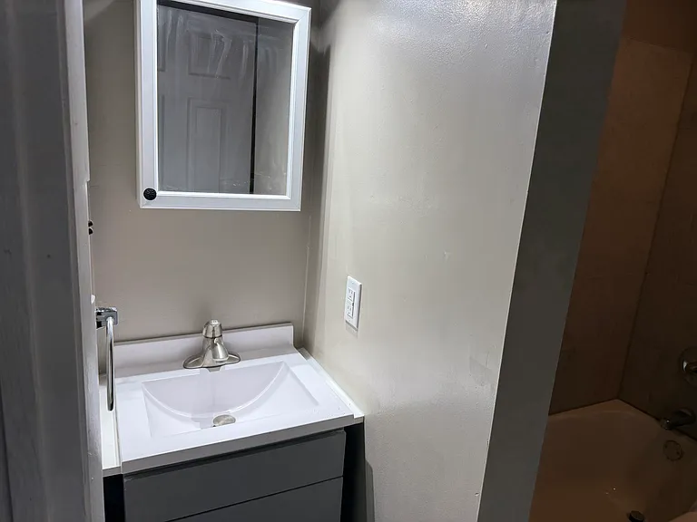 611-613 Lancaster Ave #613-B — Photo 4