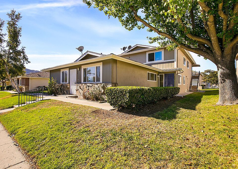 1st image of 638 Paseo Esmeralda