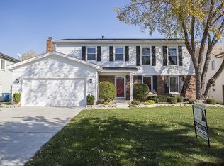 1273 N Foxdale Dr, Addison, IL 60101