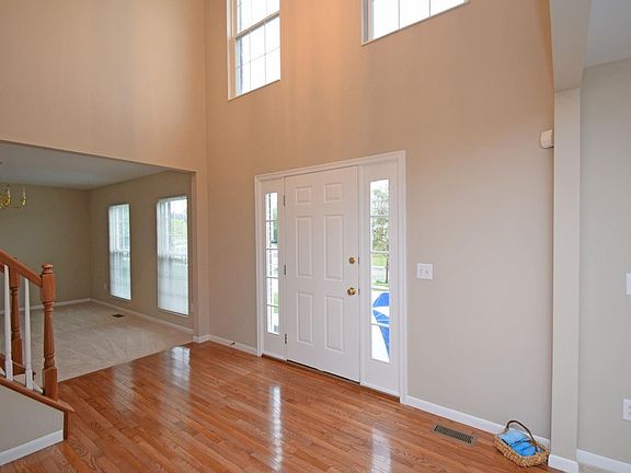 2nd image of 7708 E Bay Dr