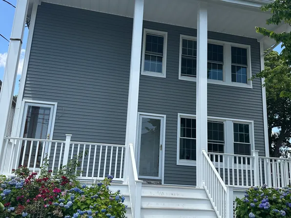 55-57 Lucas St #1, New Bedford, MA 02744