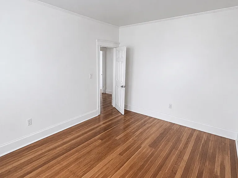 127 Henry Ave #1 — Photo 8