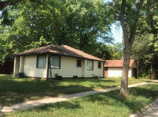 817 Mary Ave, Willmar, MN 56201