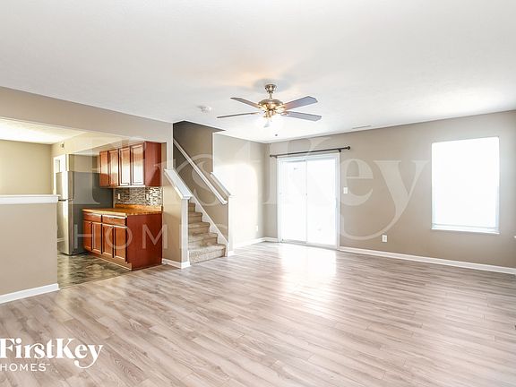 2nd image of 942 Kimberly Ave