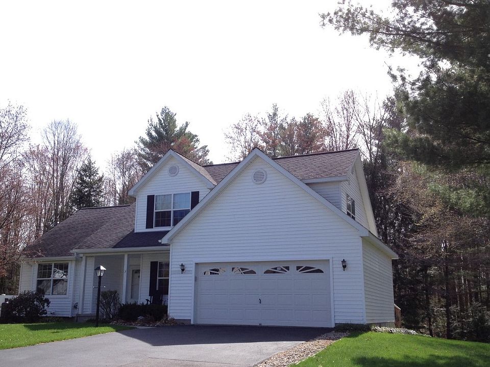 1st image of 7 Maya Dr