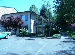 17910 142nd Ave NE #B-5, Woodinville, WA 98072
