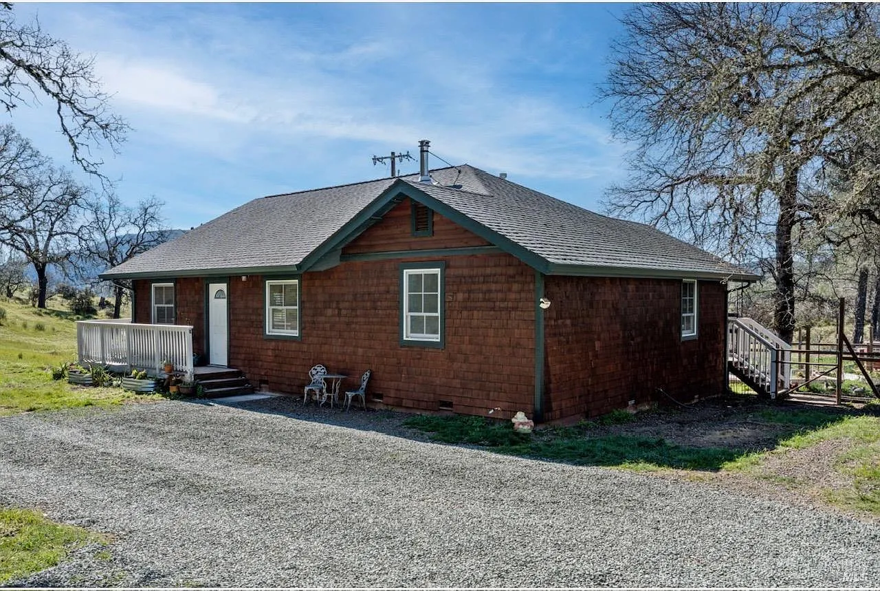 12800 Bottle Rock Road photo 1