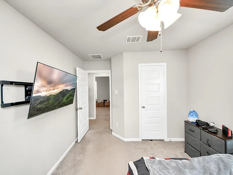 6302 Prince Place Dr — Photo 30