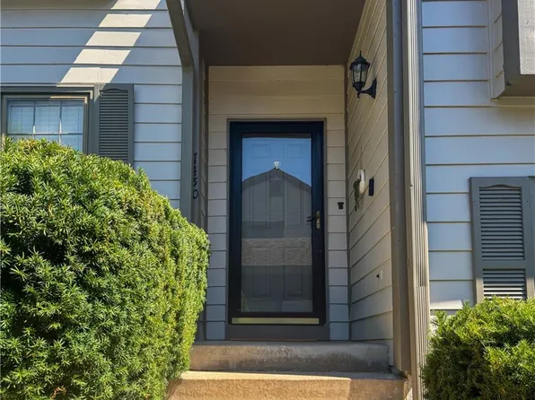 7430 Nall Ave, Prairie Village, KS 66208